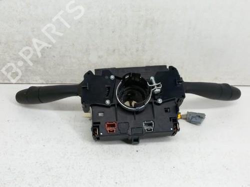Used Steering column stalk PEUGEOT 207 (WA_, WC_) 1.4 HDi (68 hp) 28784308