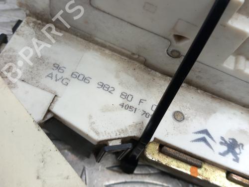 Used Electronic module Electronic module PEUGEOT 407 (6D_) 1.6 HDi 110 (6D9HZC, 6D9HYC) (109 hp) 28757536 28757536