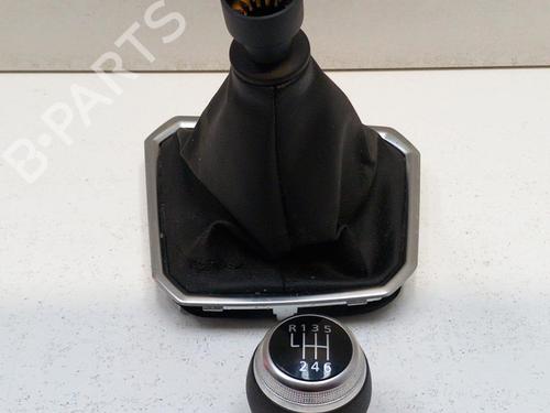Used Gear lever DACIA SANDERO III 1.0 TCe 100 ECO-G (101 hp) 28751212