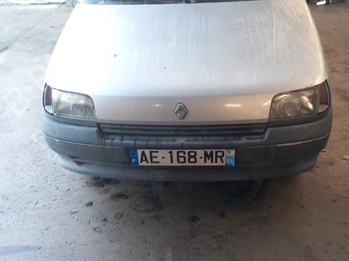 Brugte RENAULT CLIO I (B/C57_, 5/357_) 1.4 (B/C57T, B/C57Y) (79 hp) 4242843