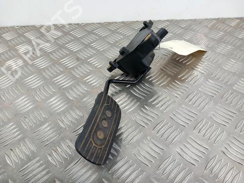 Used Pedal NISSAN MICRA III (K12) 1.5 dCi (86 hp) 28745008