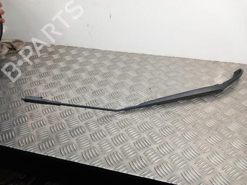 Used Front windshield wiper arm NISSAN QASHQAI I (J10, NJ10) 1.5 dCi (110 hp) 28739910