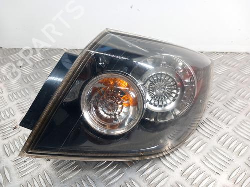 Używane Lampa tylna prawa MAZDA 3 (BK) 2.0 MZR-CD (BK14) (143 hp) 30881439