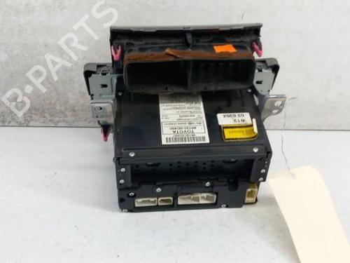 Sistema audio TOYOTA YARIS (_P9_) 1.4 D-4D (NLP90_, NLP90R) (90 hp) 28784225