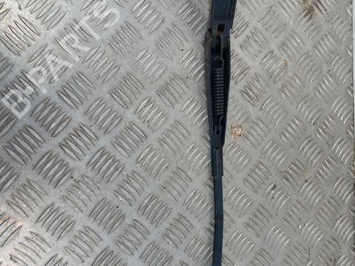 front-windshield-wiper-arm-kia-ceed-sw-ed-2007-2008-2009-2010-2011-2012-34632444 main image