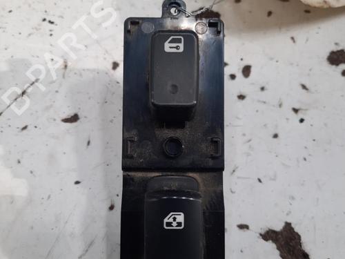 Used Right front window switch KIA CARENS III MPV (UN) 2.0 CRDi 140 (140 hp) 28791090
