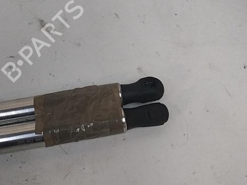 Used Tailgate lift support VW BORA I (1J2) 1.9 TDI (110 hp) 28747905