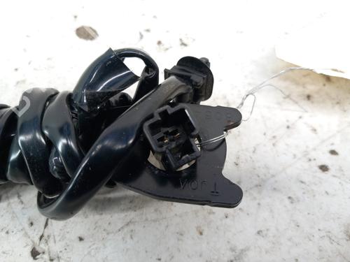 Engache cinturón Engache cinturón PEUGEOT 4007 (VU_, VV_) 2.2 HDi (156 hp) 28733618 28733618