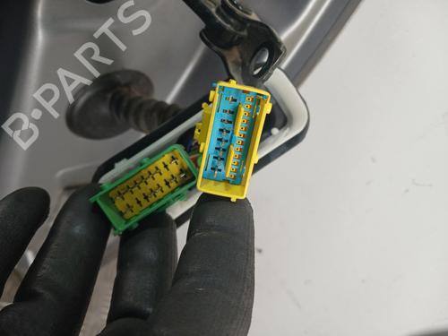 left-front-door-peugeot-208-i-ca_-cc_-2012-2013-2014-2015-2016-2017-2018-2019-2020-2021-33304673 main image