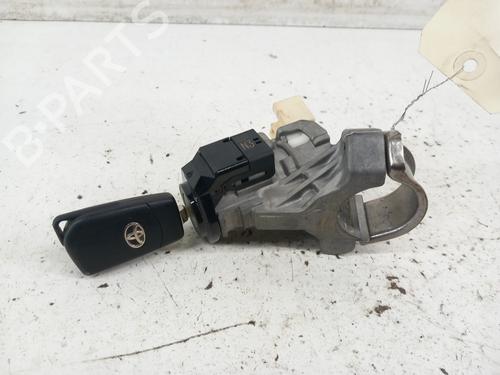 ignition-barrel-toyota-aygo-_b4_-2014-28745245 main image