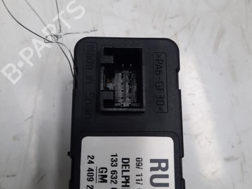 Used Left front window switch Left front window switch OPEL CORSA C (X01) 1.2 (F08, F68) (75 hp) 28764316 28764316