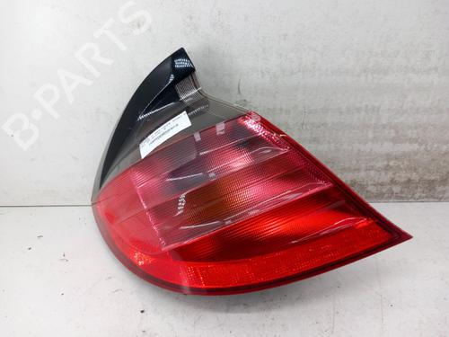 Used Left taillight MERCEDES-BENZ C-CLASS Coupe (CL203) C 230 Kompressor (203.740) (192 hp) 28767818