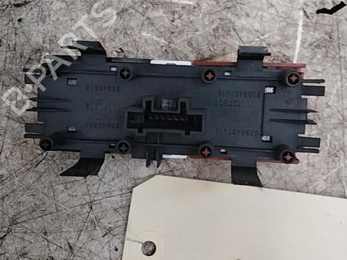Used Warning switch Warning switch RENAULT MEGANE II (BM0/1_, CM0/1_) 1.5 dCi (BM1E, CM1E) (106 hp) 28789679 28789679