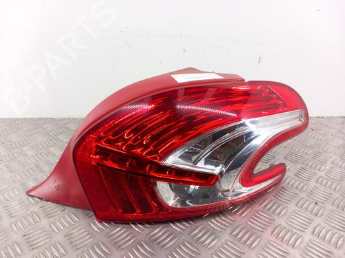 Used Right taillight PEUGEOT 208 I (CA_, CC_) 1.4 HDi (68 hp) 28782915