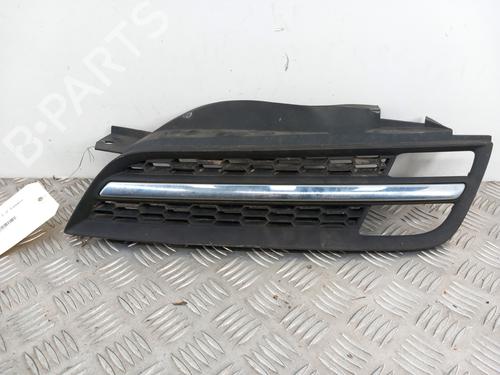 Used Grille NISSAN MICRA III (K12) 1.2 16V (80 hp) 28742616