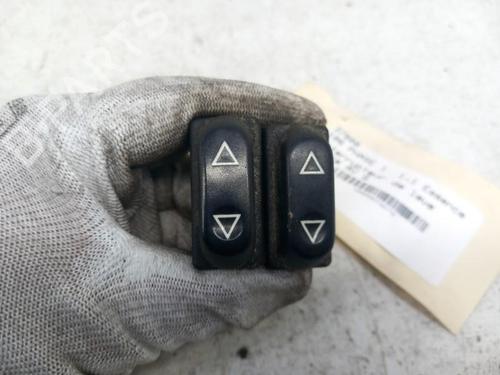 Used Left front window switch Left front window switch PEUGEOT 106 I (1A, 1C) 1.1 (60 hp) 28768376 28768376
