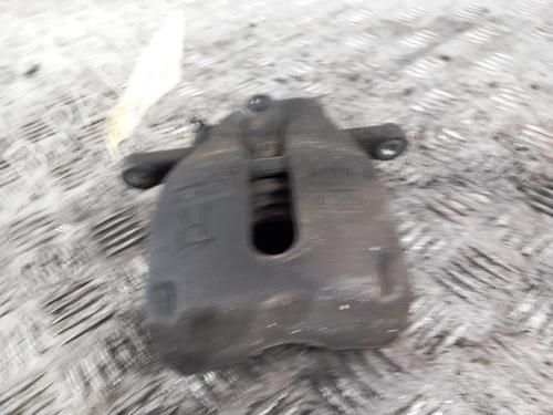 Używane Zacisk hamulca przedniego prawego SUZUKI SWIFT III (MZ, EZ) 1.3 DDiS (RS413D) (75 hp) 28736689
