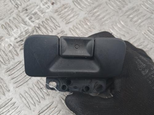 switch-renault-laguna-ii-bg01_-2001-2002-2003-2004-2005-2006-2007-31976659 main image