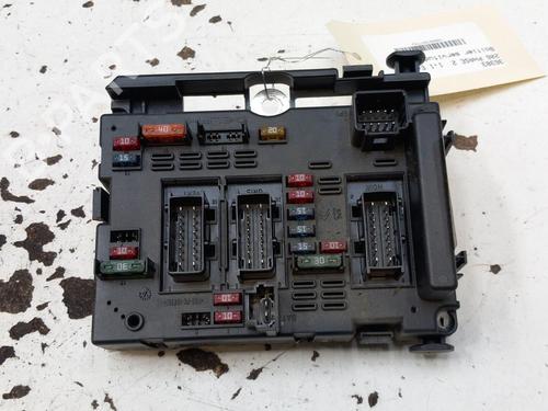 Fuse box PEUGEOT 206 Hatchback (2A/C) 1.1 i | BP28755598E1