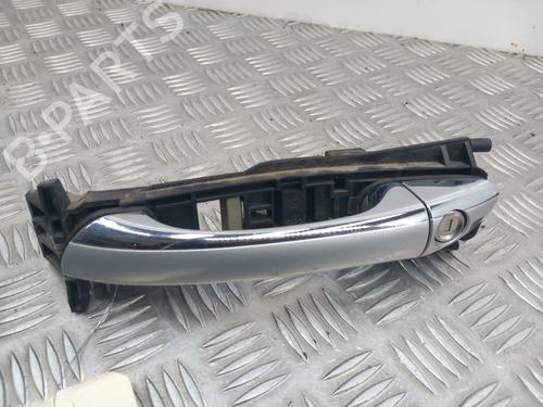 Used Front left exterior door handle MERCEDES-BENZ C-CLASS (W203) C 220 CDI (203.006) (136 hp) 28780286