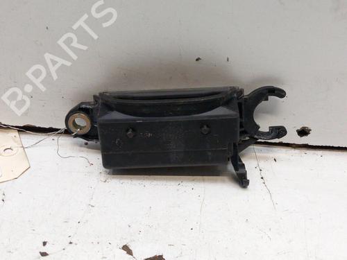 Used Front left exterior door handle AUDI 80 B4 Saloon (8C2) 2.3 E (133 hp) 28766984