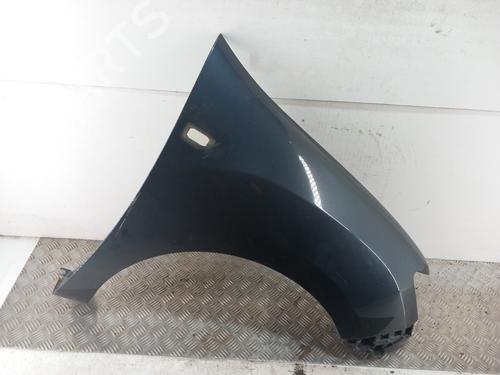 Używane Błotnik przedni prawy DACIA LOGAN MCV II 1.5 dCi (75 hp) 30083193