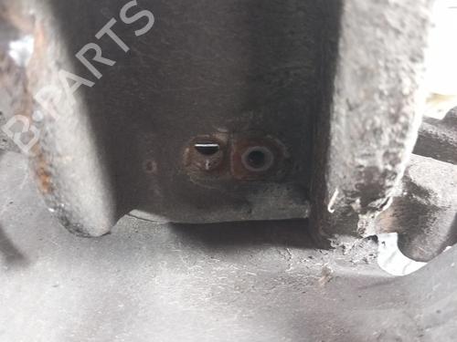 Used Right front steering knuckle Right front steering knuckle VW POLO V (6R1, 6C1) 1.2 (70 hp) 28742385 28742385