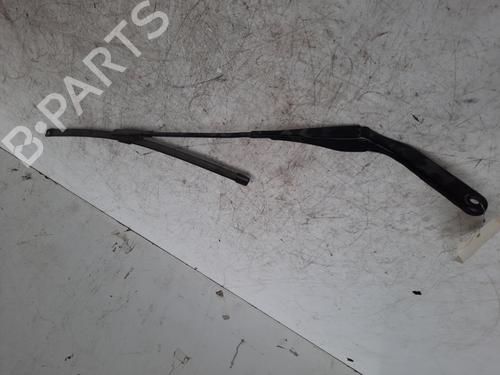 Used Front windshield wiper arm BMW 1 (E87) 116 i (115 hp) 28752382