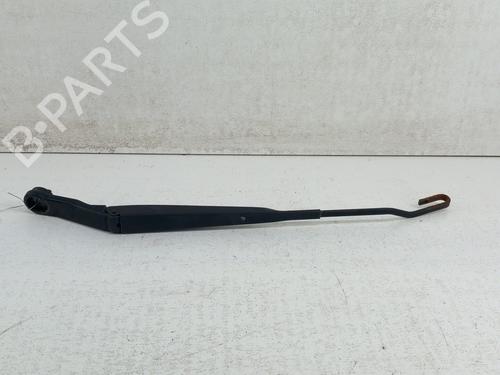 Used Front windshield wiper arm NISSAN MICRA III (K12) 1.2 16V (80 hp) 28761706