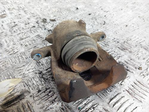 Used Left front brake caliper Left front brake caliper SUZUKI SWIFT III (MZ, EZ) 1.3 DDiS (RS413D) (75 hp) 28744784 28744784