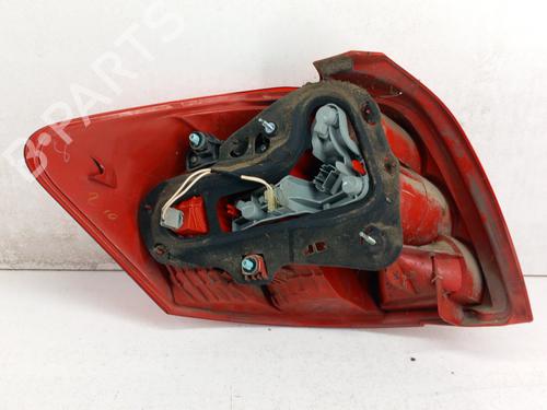 right-taillight-toyota-auris-_e15_-2006-2007-2008-2009-2010-2011-2012-2013-28773027 main image