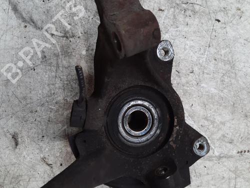 Venstre Styrespindel Lejehus RENAULT SAFRANE I (B54_) 2.1 dT (B546) (88 hp) 28787093