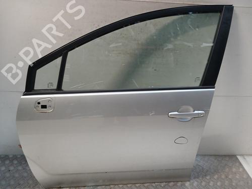 Dør venstre foran TOYOTA COROLLA Verso (ZER_, ZZE12_, R1_) 2.2 D-4D (AUR10_, AUR10R) (136 hp) 30566248