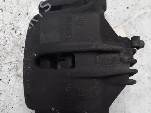 Højre bremsekaliber foran PEUGEOT 206 Hatchback (2A/C) 1.4 i (75 hp) 28760179