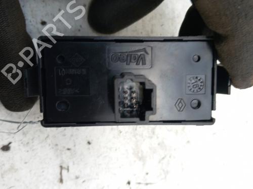 Used Warning switch Warning switch RENAULT SCÉNIC III (JZ0/1_) 1.5 dCi (JZ02, JZ0R) (95 hp) 28738539 28738539