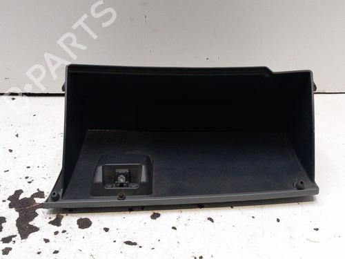 Used Glove box MAZDA 2 (DY) 1.2 (DY3W) (75 hp) 28778928