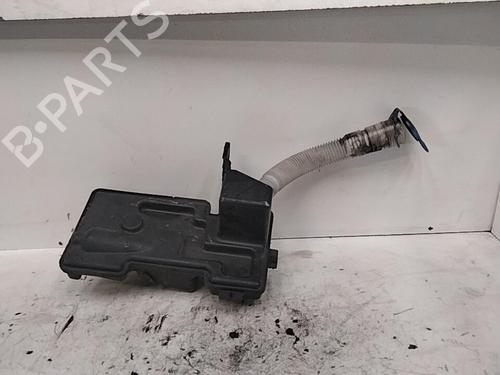 Used Windscreen washer tank VW TIGUAN (5N_) 2.0 TDI 4motion (140 hp) 28747692