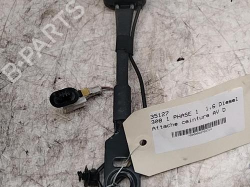 Used Seat buckle PEUGEOT 308 I (4A_, 4C_) 1.6 HDi (109 hp) 28775396