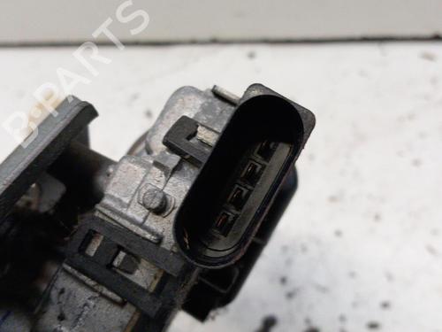 Used Front wiper motor AUDI A3 (8L1) 1.9 TDI (100 hp) 28748176