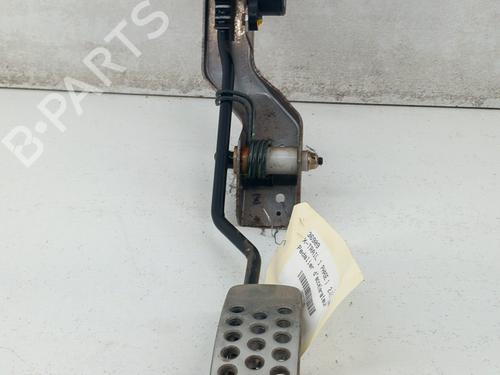 Used Pedal NISSAN X-TRAIL I (T30) 2.2 Di 4x4 (114 hp) 28761937