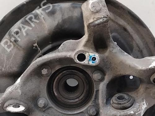 Left rear steering knuckle MERCEDES-BENZ C-CLASS (W204) C 220 CDI (204.002) | BP28759335M27 