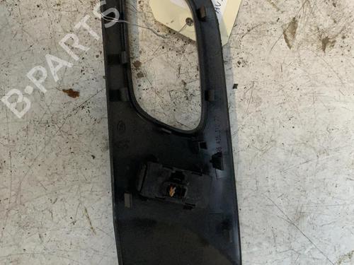 Used Right front window switch Right front window switch PEUGEOT 407 (6D_) 2.0 HDi 135 (6DRHRH, 6DRHRE, 6DRHRG, 6DRHRJ) (136 hp) 28751974 28751974