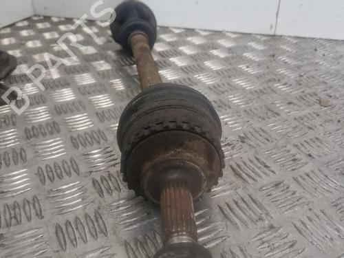 Used Left front driveshaft RENAULT CLIO II (BB_, CB_) 1.4 16V (B/CB0P, BB13) (98 hp) 28736978