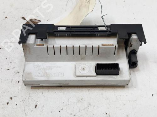 Used Display monitor RENAULT CLIO III (BR0/1, CR0/1) 1.5 dCi (BR17, CR17) (86 hp) 28754218