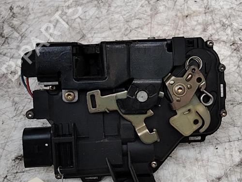 electronic-module-audi-a4-b6-8e2-2000-2001-2002-2003-2004-2005-28749454 main image