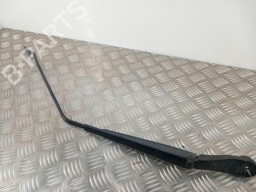 Used Front windshield wiper arm RENAULT SCÉNIC III (JZ0/1_) 1.5 dCi (110 hp) 28782179