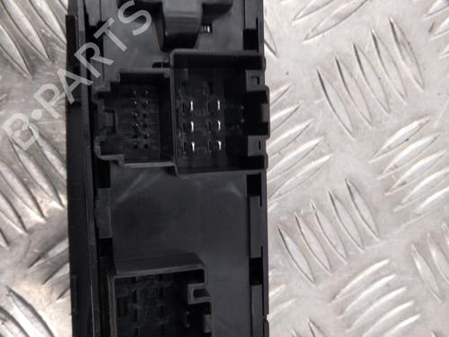 Used Left front window switch Left front window switch FORD FOCUS III Turnier 1.5 TDCi (120 hp) 28742317 28742317