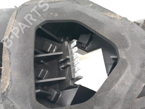 Used Lamp holder OPEL CORSA D (S07) 1.3 CDTI (L08, L68) (75 hp) 28762704