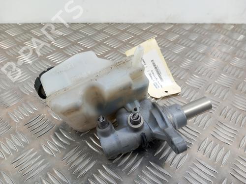 Brake master cylinder RENAULT TWINGO III (BCM_, BCA_) 1.0 SCe 70 (BCMB) | BP28745099M77