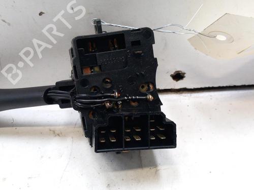 switch-nissan-almera-ii-hatchback-n16-2000-28793588 main image